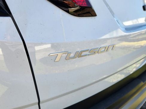 Used 2025 Hyundai Tucson SE image 9