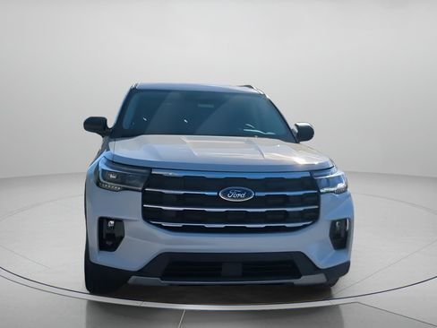 New 2026 Ford Explorer Active w/ Active Comfort Package image 6