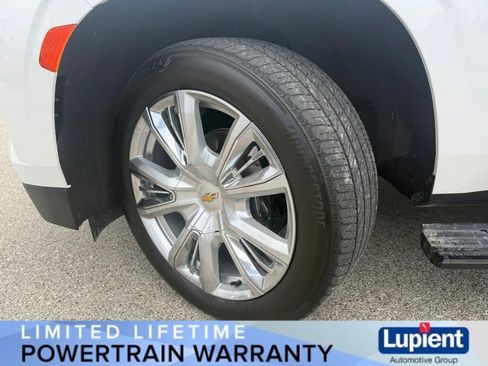 Used 2023 Chevrolet Tahoe High Country w/ Premium Package image 12