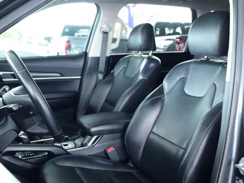 Used 2020 Kia Telluride S FWD image 16