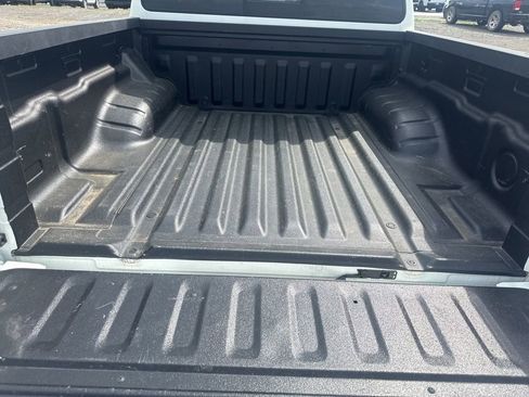 Used 2022 Nissan Frontier Pro-X RWD image 12