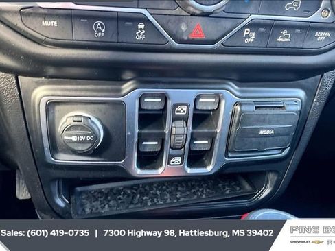 Used 2020 Jeep Gladiator Sport w/ Quick Order Package 24S image 22