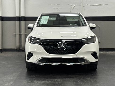 Used 2023 Mercedes-Benz EQE 350+ 4MATIC SUV image 3