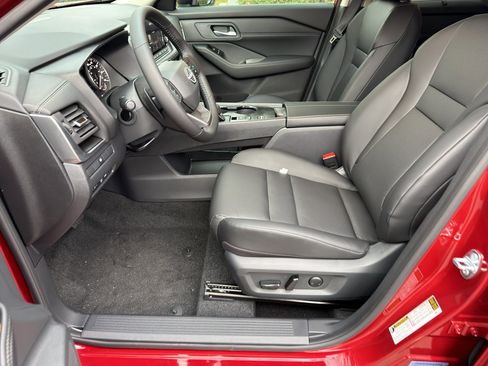 New 2026 Nissan Rogue SV image 14