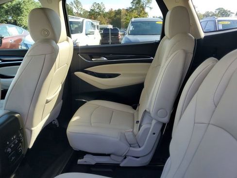 Used 2024 Buick Enclave Essence w/ Experience Buick Package image 27