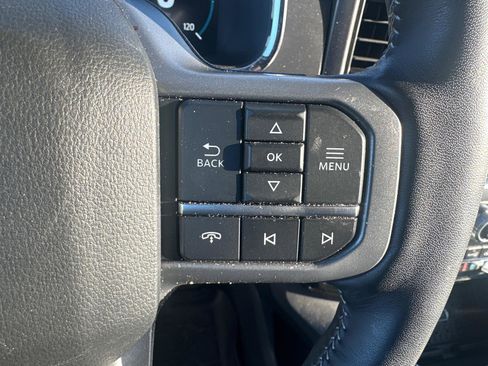 Used 2023 Ford F150 Lariat w/ FX4 Off-Road Package image 29