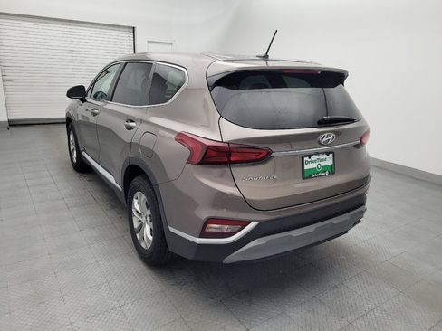 Used 2019 Hyundai Santa Fe SE FWD image 5