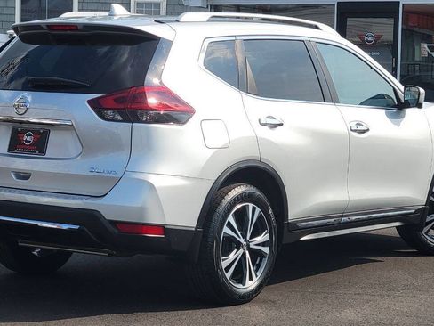 Used 2018 Nissan Rogue SL w/ Premium Package AWD/4WD image 6
