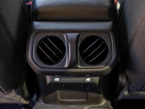 Used 2021 Jeep Wrangler Unlimited Sport S image 15