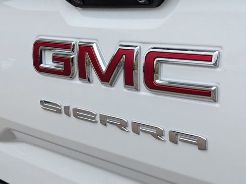 New 2026 GMC Sierra 1500 Elevation w/ Elevation Premium Package AWD/4WD image 13