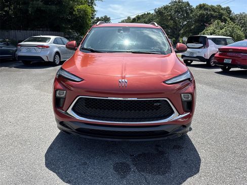 Used 2024 Buick Encore GX Sport Touring w/ Comfort Package image 8