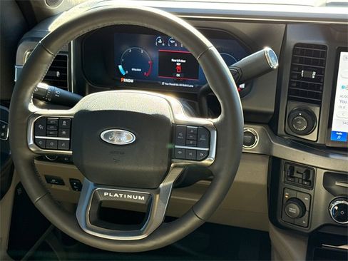 Used 2025 Ford F450 Platinum w/ Platinum Plus Package image 13