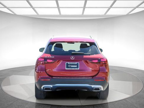 New 2026 Mercedes-Benz GLA 250 image 3
