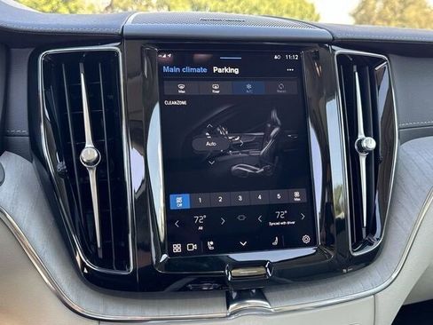 New 2024 Volvo XC60 T8 Ultimate w/ Protection Package Premier image 11