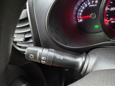 Used 2015 Kia Soul image 20