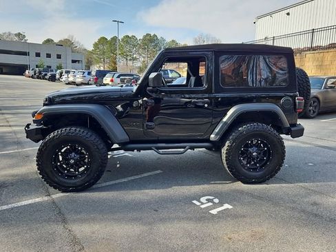 Used 2024 Jeep Wrangler Sport image 4