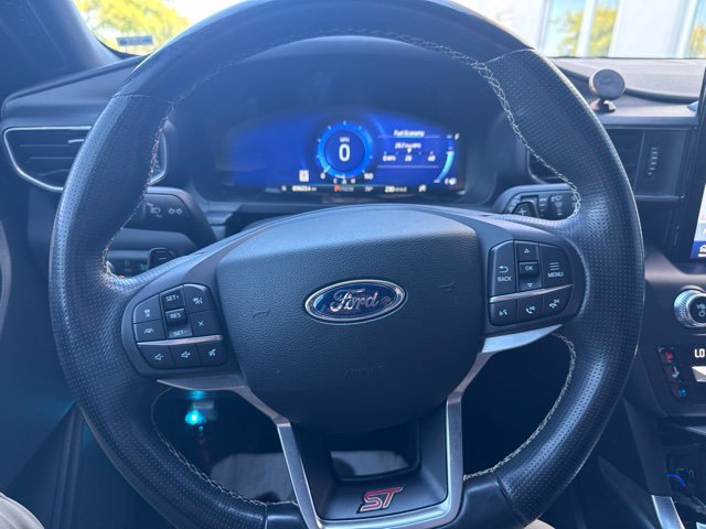 Used 2020 Ford Explorer ST w/ Premium Technology Package AWD/4WD image 7