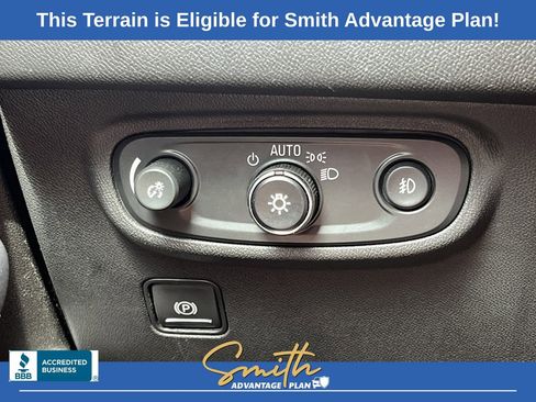 Used 2024 GMC Terrain SLT FWD image 13