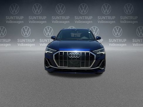 Used 2023 Audi Q3 2.0T Premium Plus w/ Premium Plus Package AWD/4WD image 37