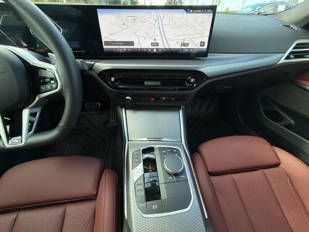 Used 2026 BMW 330i xDrive Sedan w/ M Sport Package AWD/4WD image 24