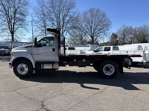 New 2026 Ford F750 2WD Regular Cab Super Duty image 5