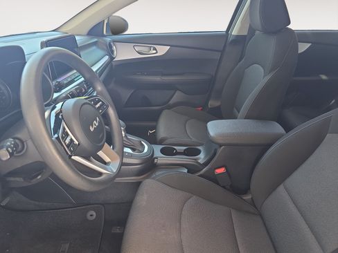 Certified 2024 Kia Forte LXS w/ LXS Technology Package FWD image 21
