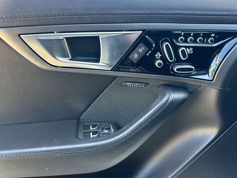 Used 2017 Jaguar F-TYPE R AWD/4WD image 11