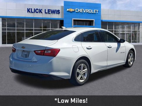 Used 2021 Chevrolet Malibu LS FWD image 8