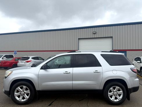 Used 2016 GMC Acadia SLE image 2