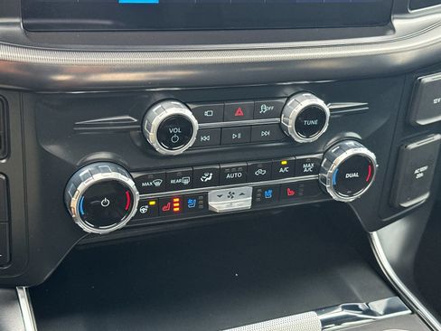 Used 2025 Ford F150 Raptor AWD/4WD image 29