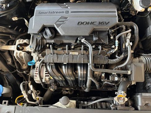 Used 2025 Kia K4 FWD image 31