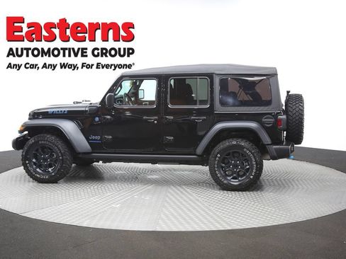 Used 2023 Jeep Wrangler Unlimited w/ Cold Weather Group AWD/4WD image 63