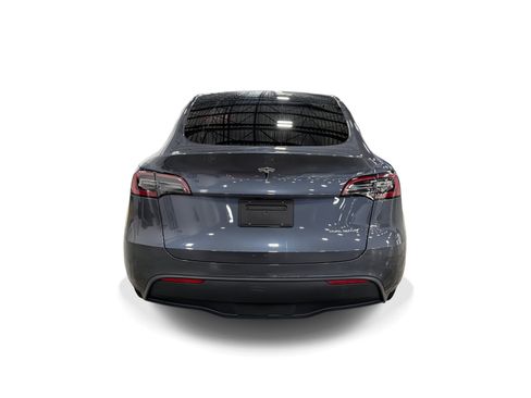 Certified 2023 Tesla Model Y Long Range AWD/4WD image 5
