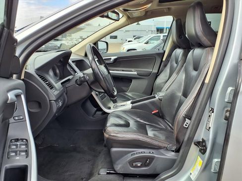 Used 2010 Volvo XC60 T6 AWD/4WD image 18