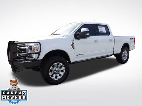 Used 2022 Ford F350 Platinum AWD/4WD image 3
