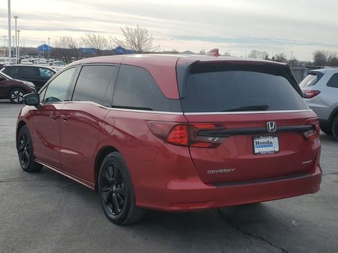 Certified 2023 Honda Odyssey Sport image 6