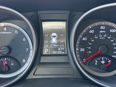 Used 2016 Hyundai Santa Fe Sport w/ Option Group 02 FWD image 12