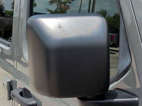 Used 2020 Jeep Gladiator Rubicon AWD/4WD image 12