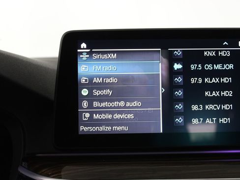 Used 2023 BMW 530e w/ M Sport Package image 28