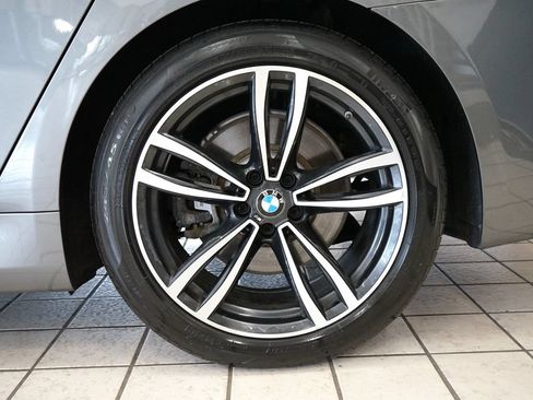 Used 2018 BMW 750i xDrive AWD/4WD image 72