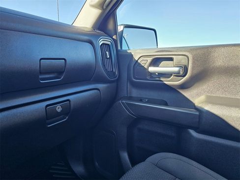 Used 2024 Chevrolet Silverado 1500 W/T w/ WT Value Package image 23