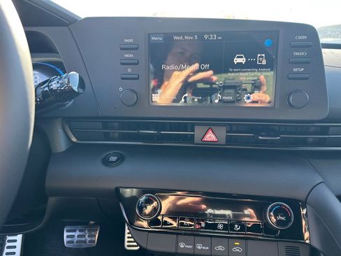 New 2025 Hyundai Elantra Sport image 29