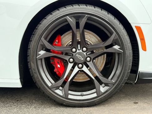 Used 2022 Chevrolet Camaro SS RWD image 12