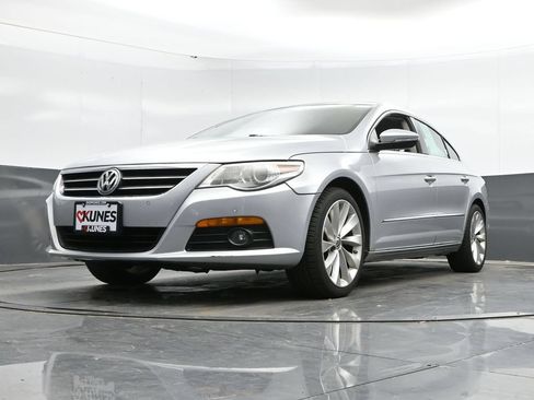 Used 2010 Volkswagen CC Luxury FWD image 38