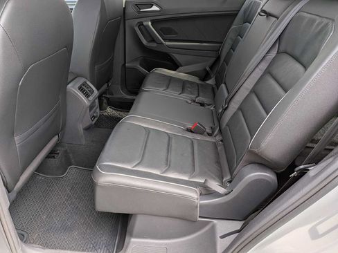 Used 2019 Volkswagen Tiguan SEL Premium AWD/4WD image 18
