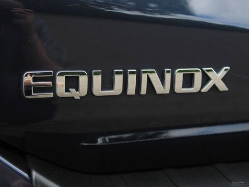 Used 2018 Chevrolet Equinox LT FWD image 27