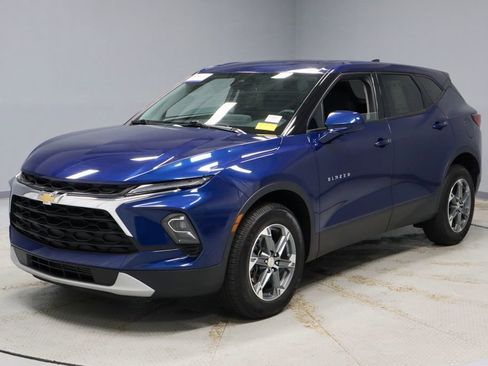 Used 2023 Chevrolet Blazer LT w/ Driver Confidence Package AWD/4WD image 7