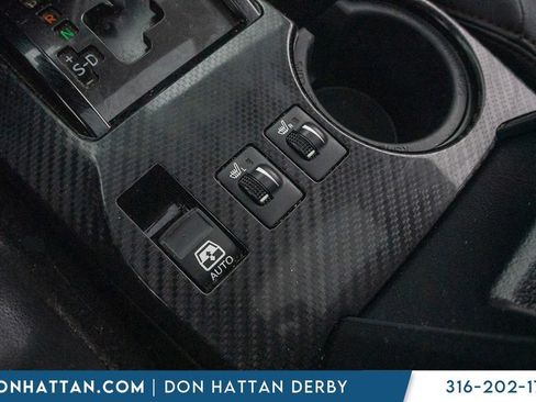 Used 2021 Toyota 4Runner TRD Off-Road Premium w/ Moonroof Package AWD/4WD image 10