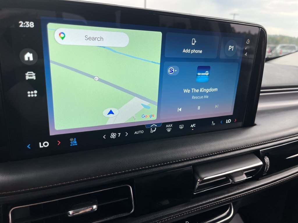 Used 2025 Lincoln Aviator AWD image 18