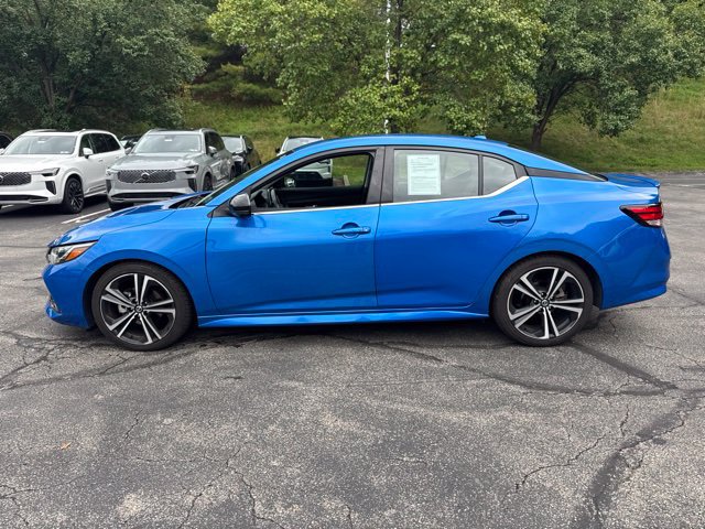Used 2021 Nissan Sentra SR w/ SR Premium Package FWD image 2